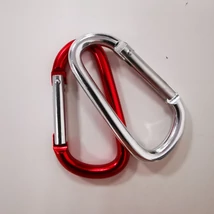 1 pár karabiner - akassz dolgokat a babahordozód derékpántjára 1 pár karabiner - akassz dolgokat a babahordozód derékpántjára